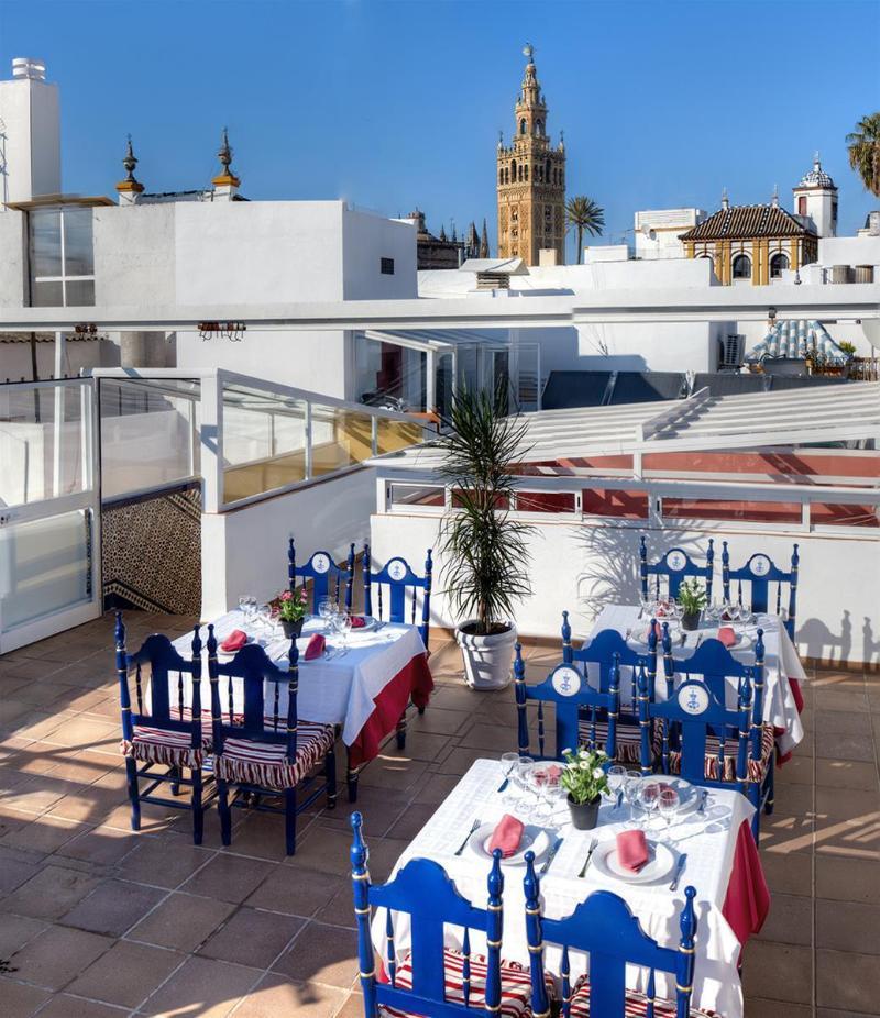 Hotel Dona Lina Seville Luaran gambar